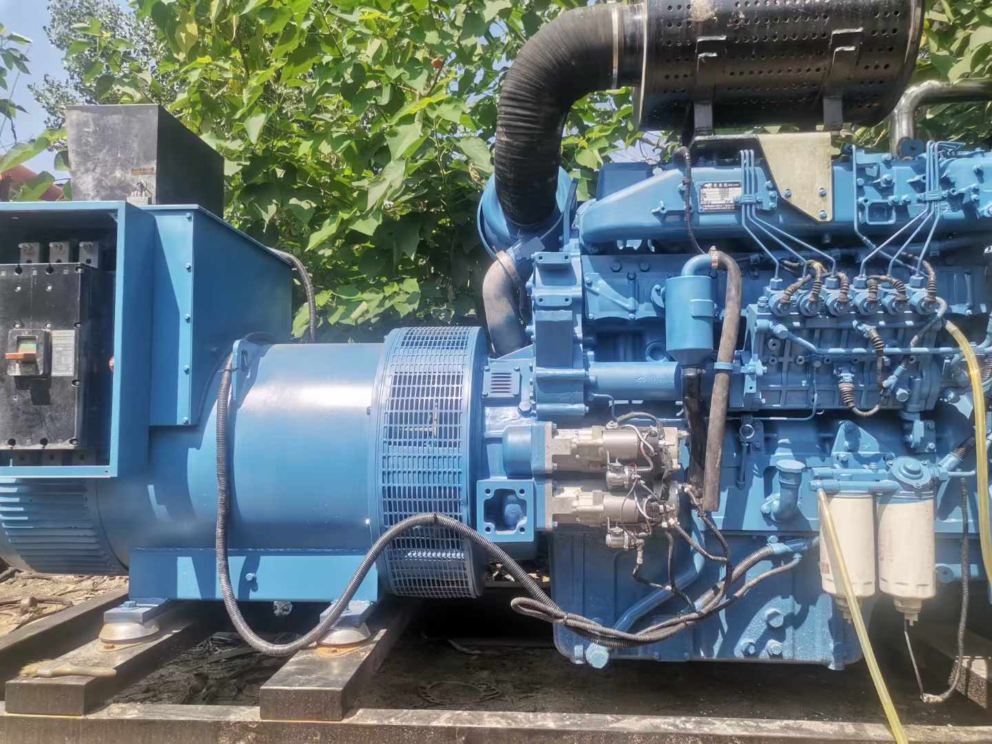 鹿城详细说明降低 800kW 柴油发电机输出电流波动的方法